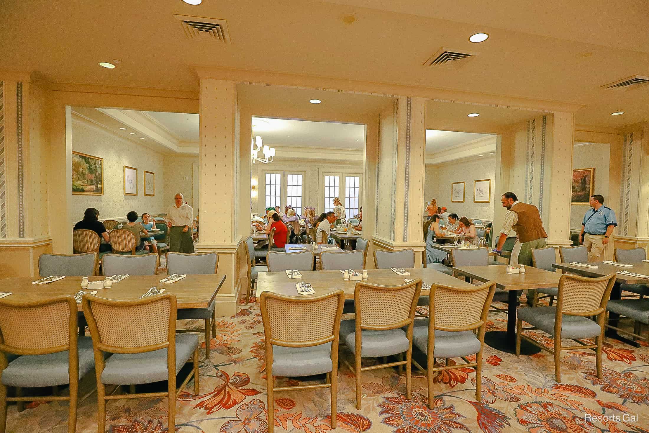 an extended seating area in 1900 Park Fare toward the back of the restaurant 