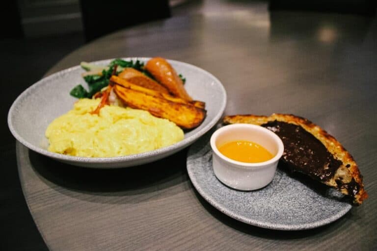 An Ale and Compass Breakfast Review