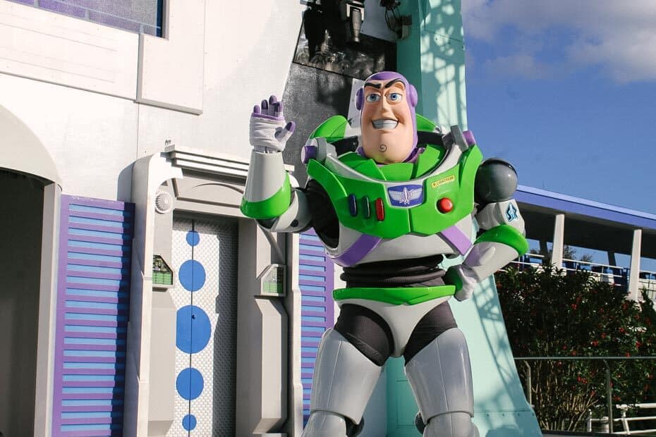 Meet Buzz Lightyear at Disney World – Resorts Gal