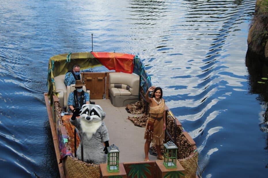 Meet Pocahontas at Disney