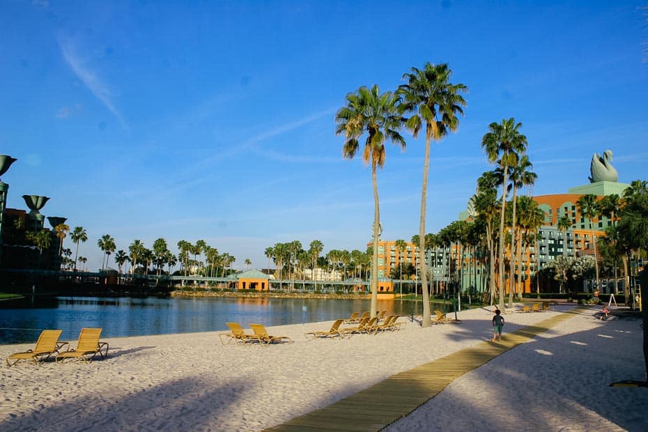 The Pools at Disney’s Swan and Dolphin Resort Resorts Gal