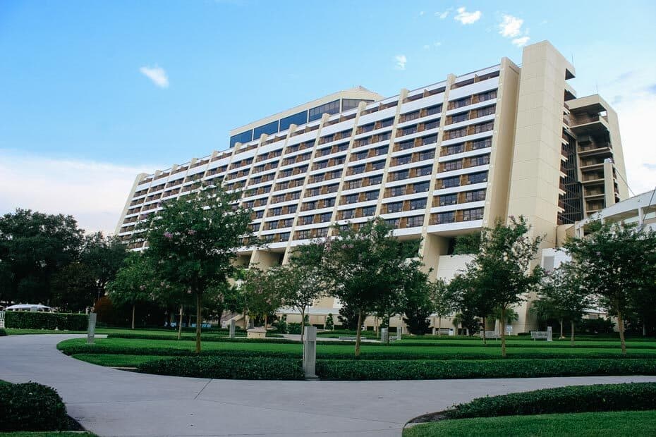 ContemporaryResort21 223