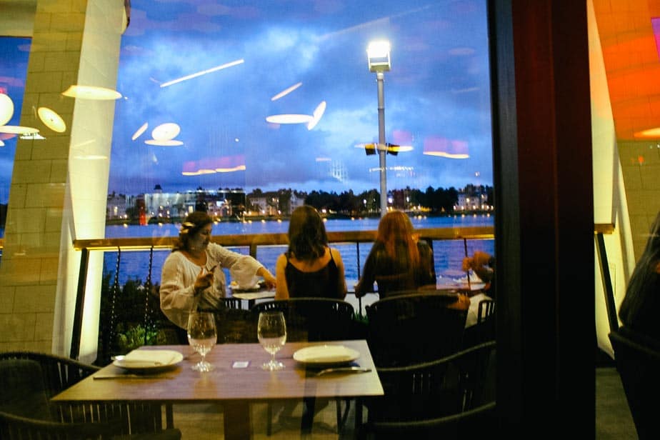 guests dining at Jaleo