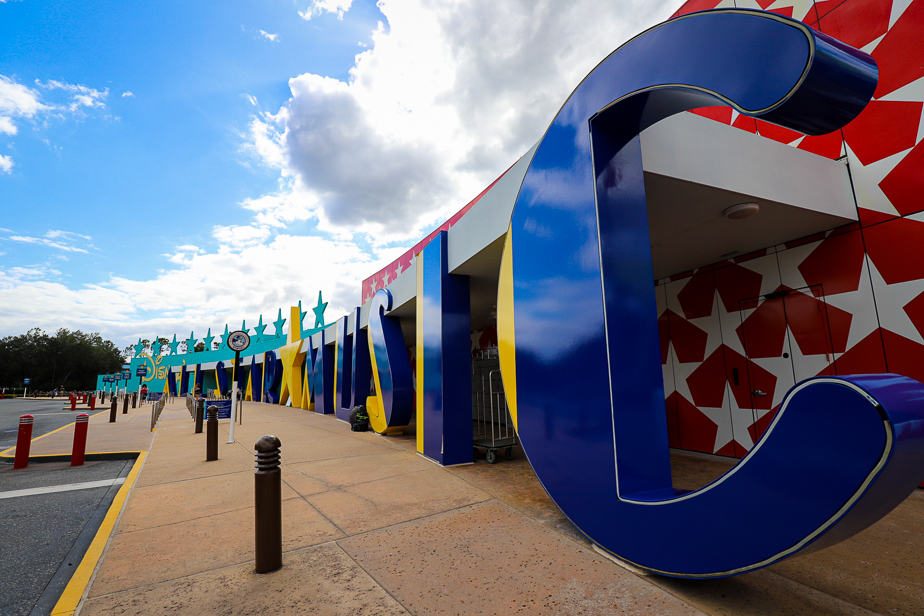 entrance to the All Star Music Resort 