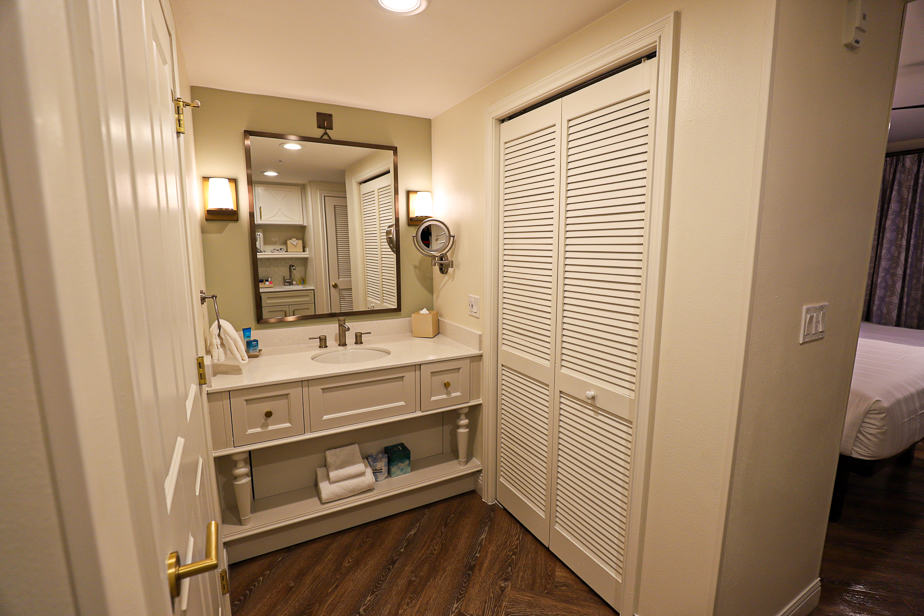 Separate Vanity Area for Guests to Get Ready in the Studio Villa at Saratoga Springs