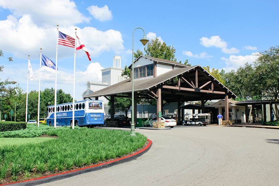 Entrance of the Saratoga Springs Resort