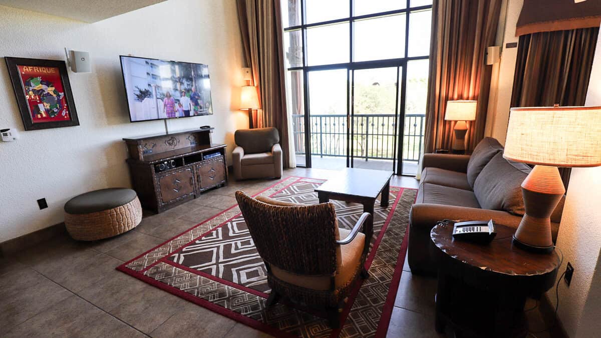 Tour a Three-Bedroom Grand Villa at Kidani Village – Resorts Gal