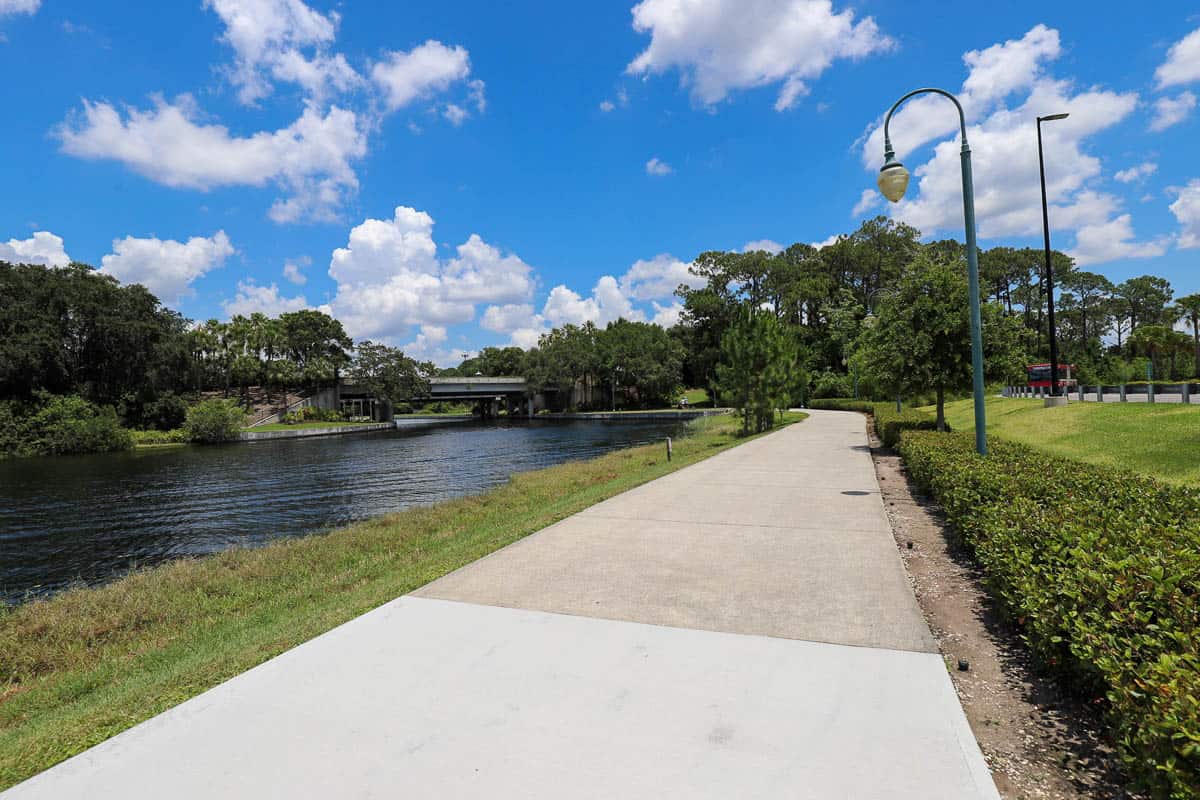 The walkway from Hollywood Studios to Epcot is in direct sunlight. 