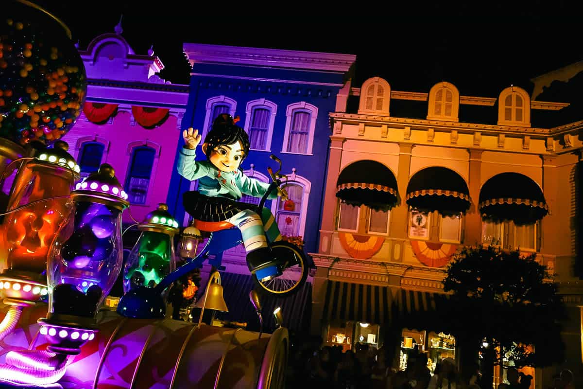 Mickey's Boo to You Halloween Parade (Character's You'll See in the Parade)