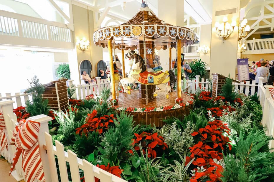 BeachClubGingerbreadCarousel2022 10