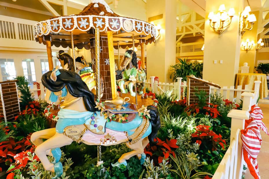 BeachClubGingerbreadCarousel2022 48