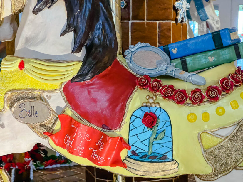BeachClubGingerbreadCarousel2022 61