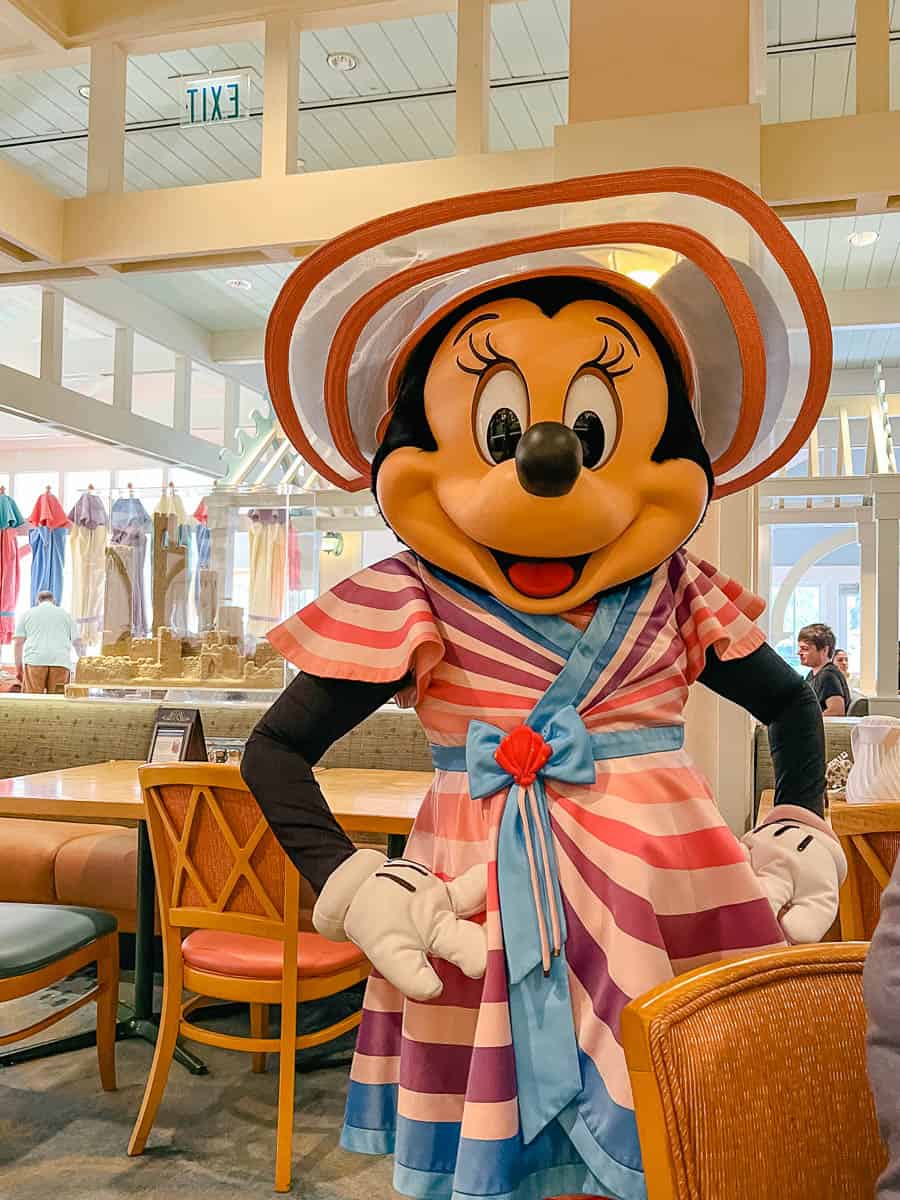 restaurants near disney yacht club