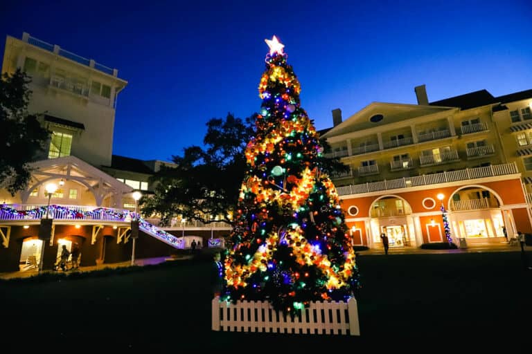 Top 10 Disney World Resorts at Christmas
