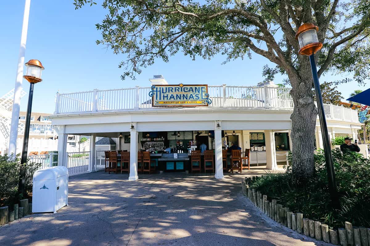 Hurricane Hanna's Waterside Bar and Grill 