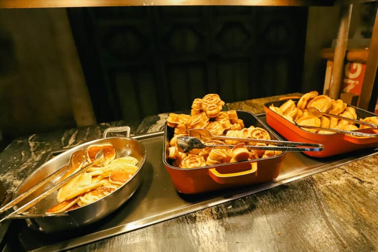 Tusker House Restaurant Breakfast Buffet Review (With Safari Donald and