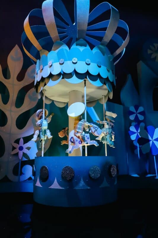 itsasmallworld 041