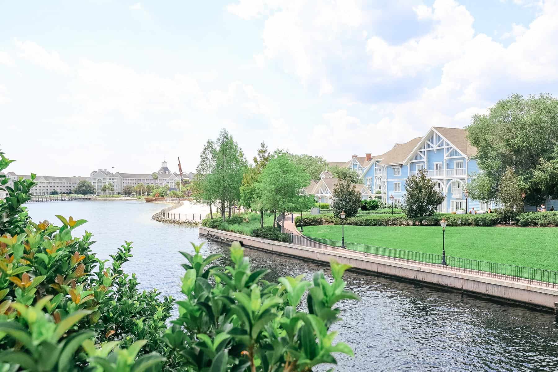 the walkway leading to the Disney World Villas at Disney's Beach Club 