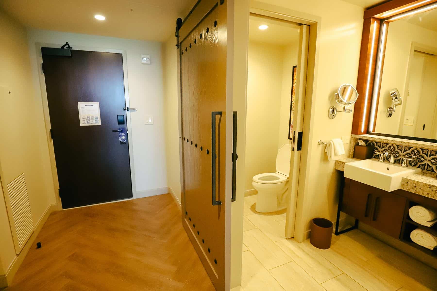 bath in Gran Destino Tower rooms 