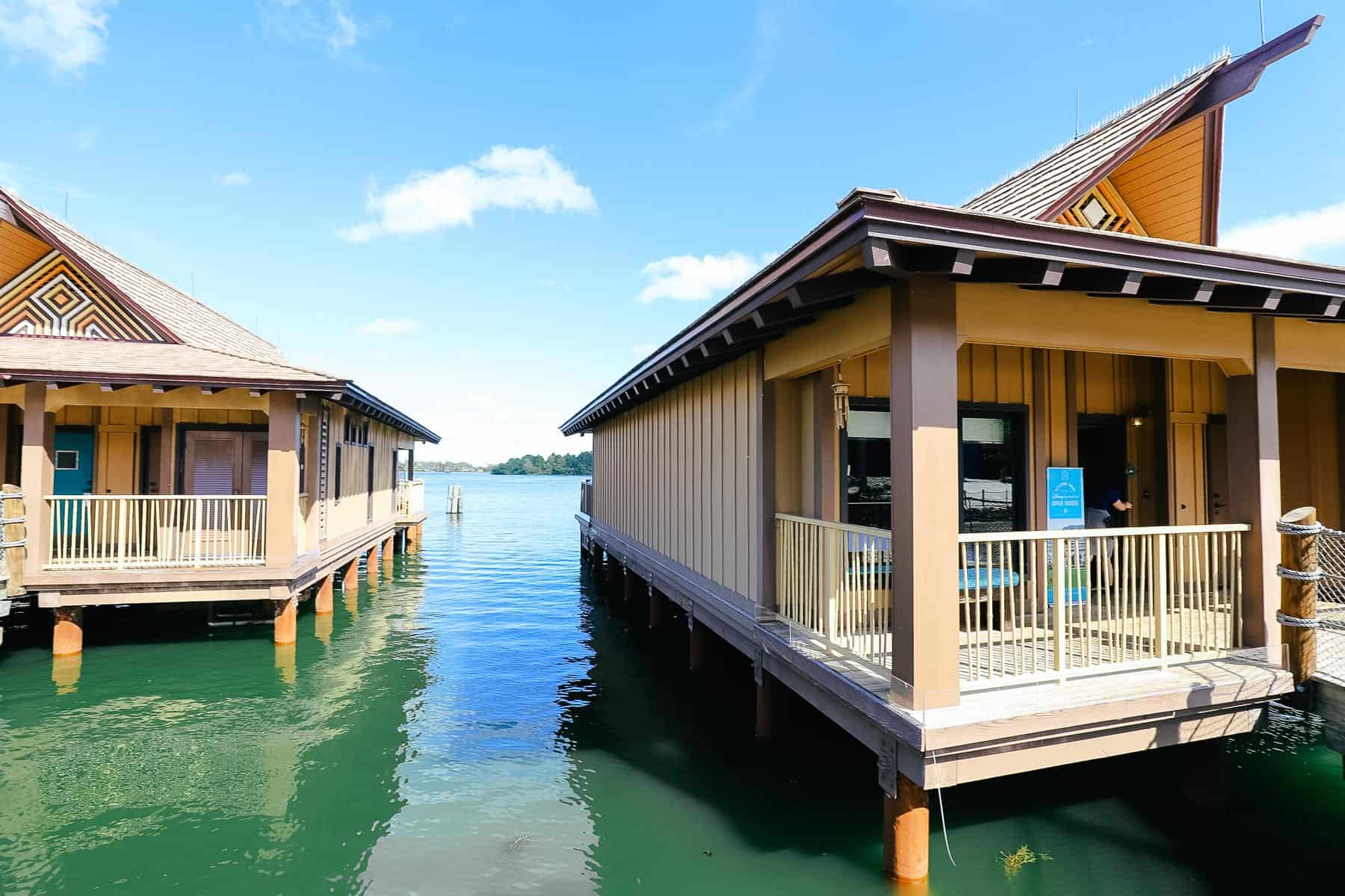 Bora Bora Bungalows on the water 