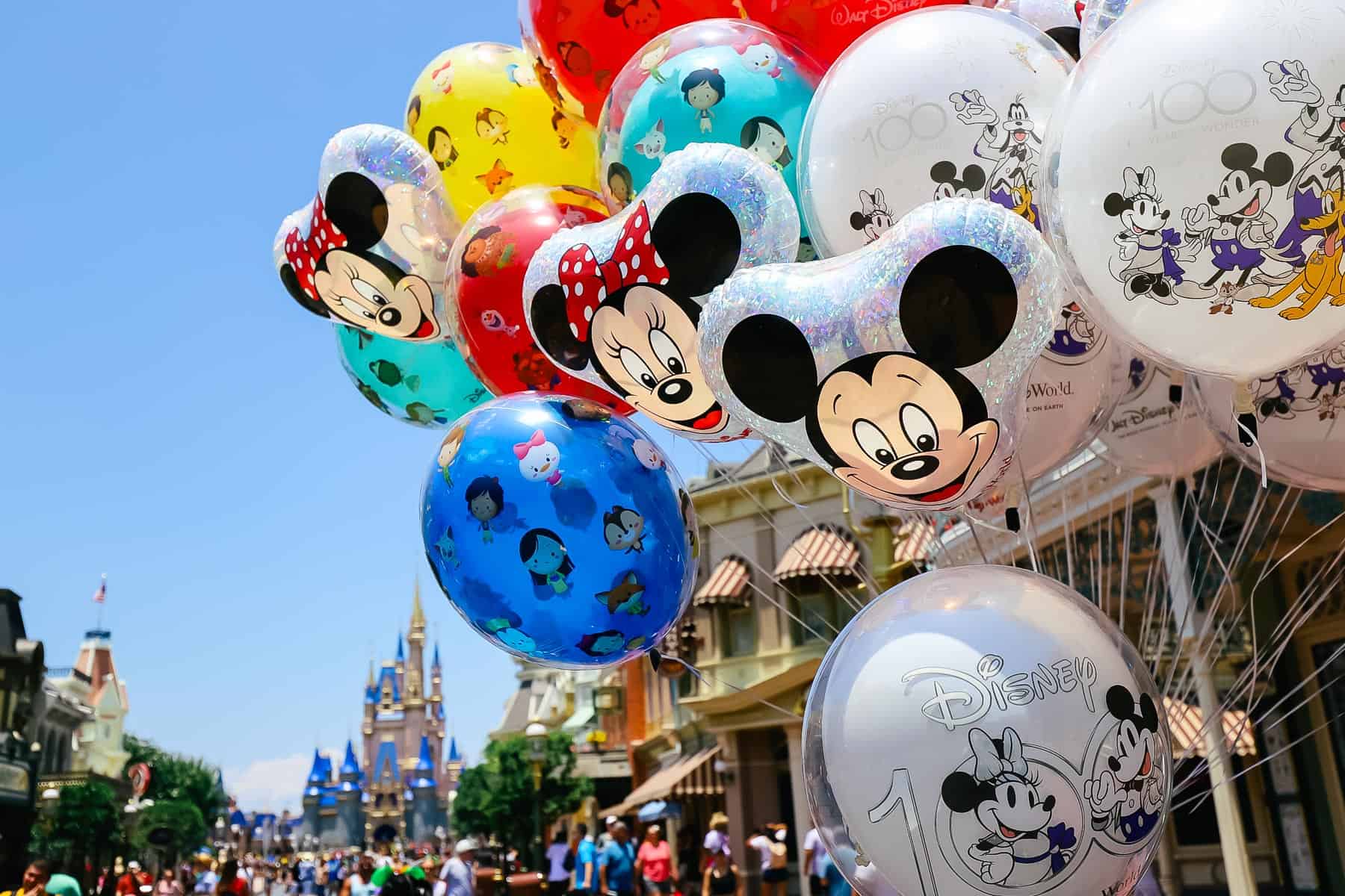 How to Do a Split Stay at Disney World (And Keep Everyone Happy)