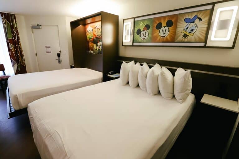 Tour a Standard Room at Disney’s All-Star Music (Photos and Video)