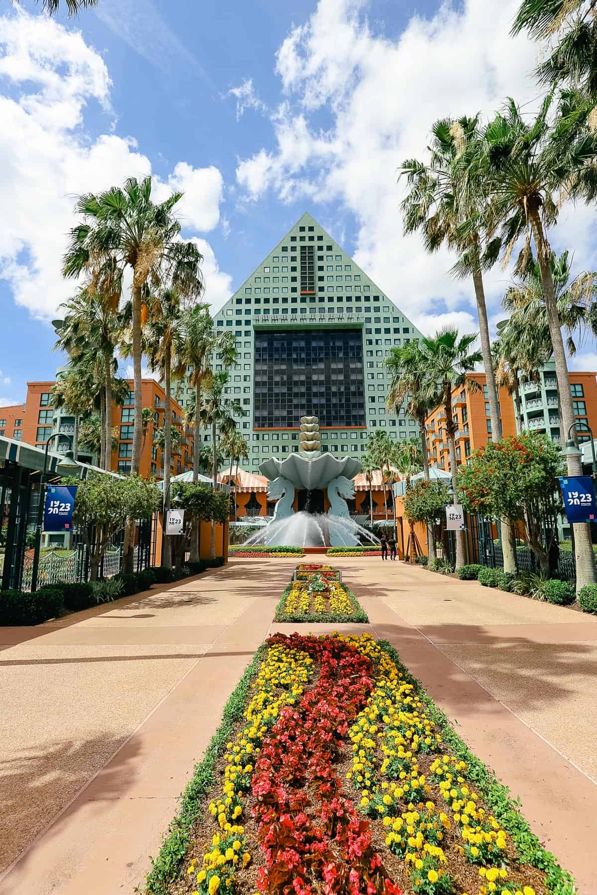 bestmarriottdisneyw Swan and Dolphin Hotel