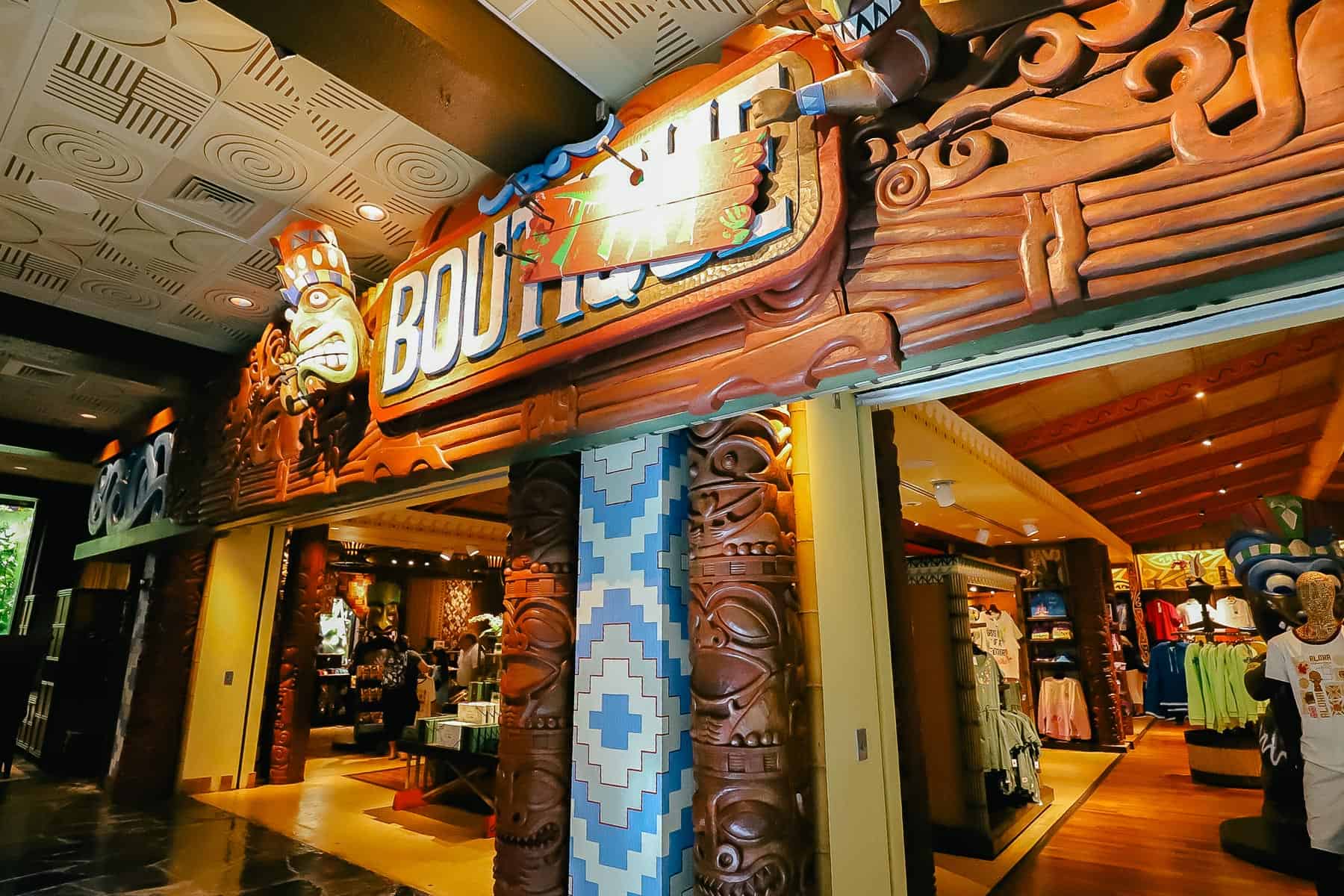 entrance to Boutiki at Disney's Polynesian 