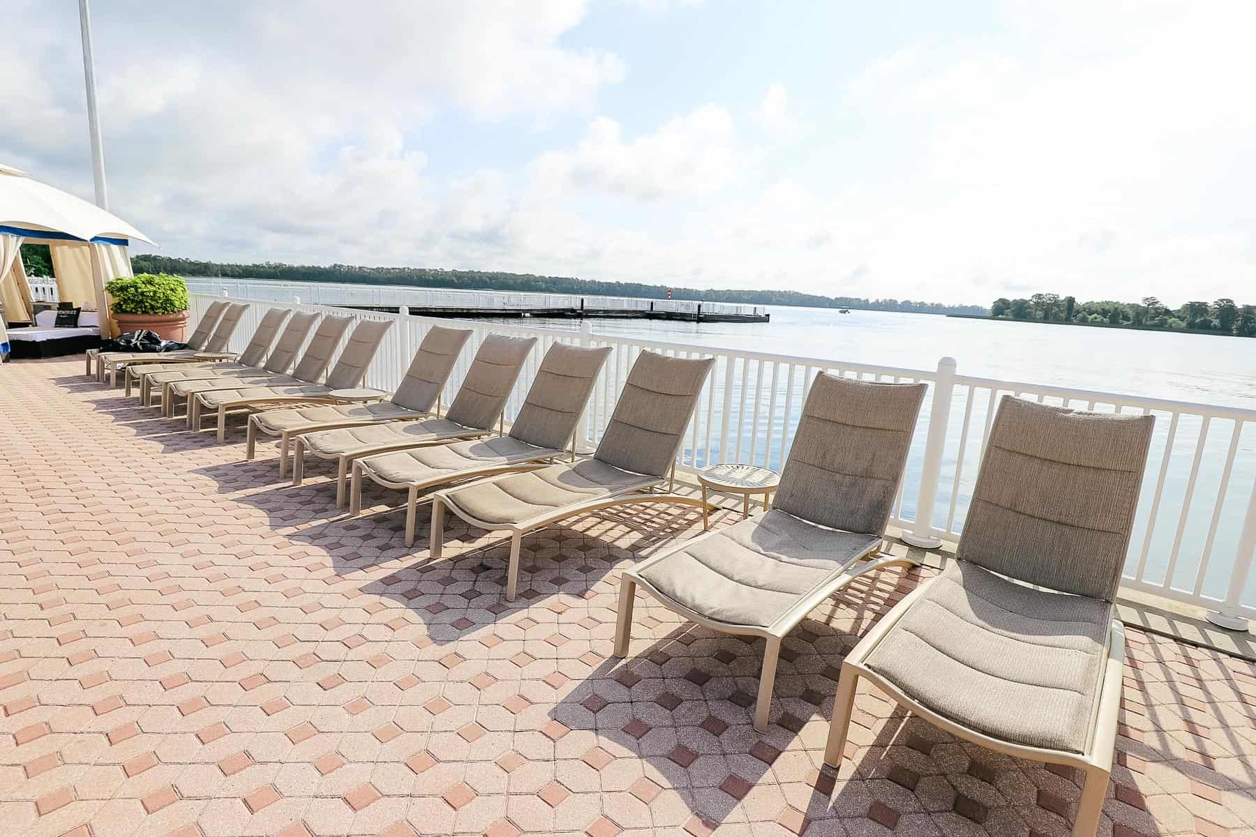 disneycontemporarypools 26
