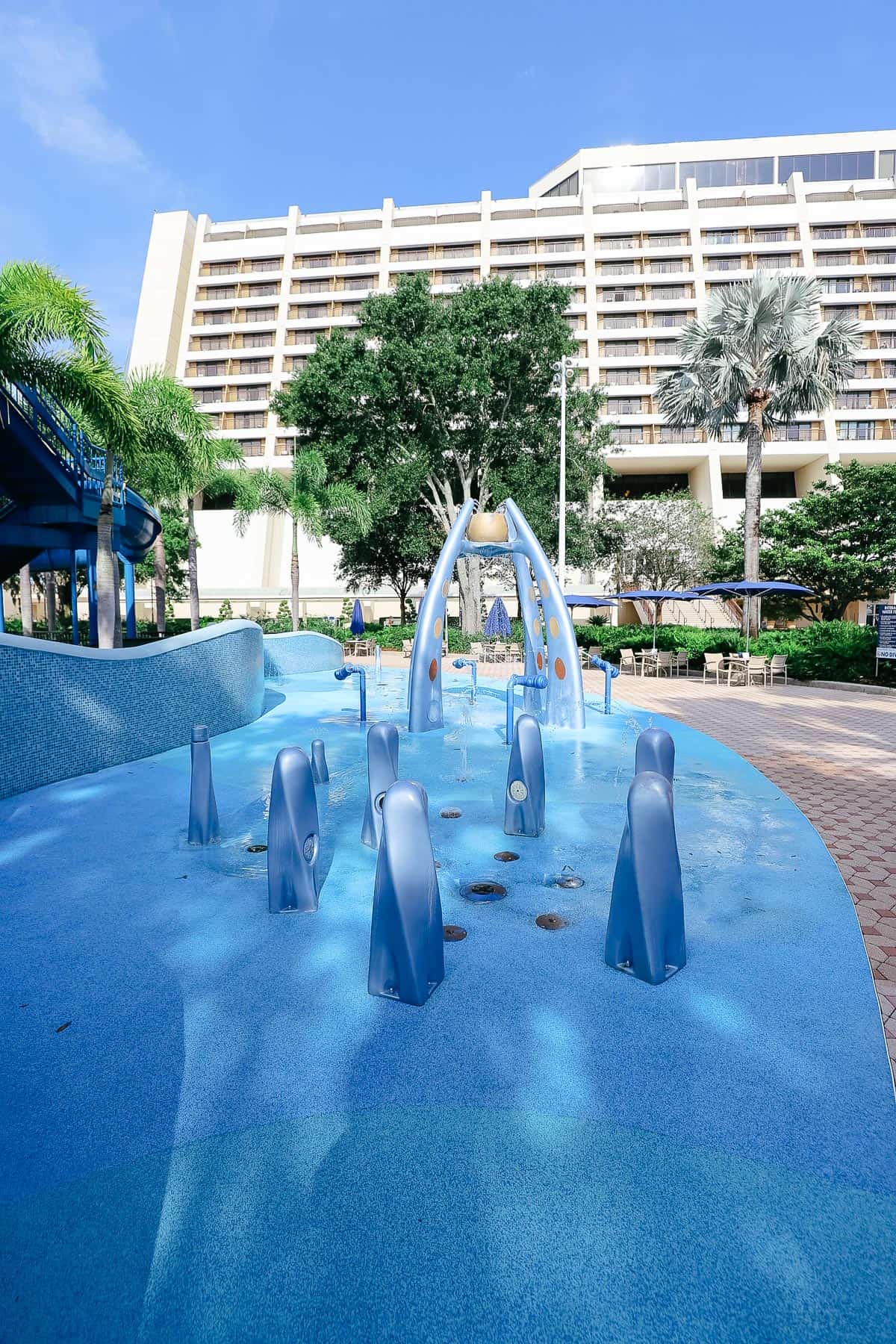 disneycontemporarypools 57