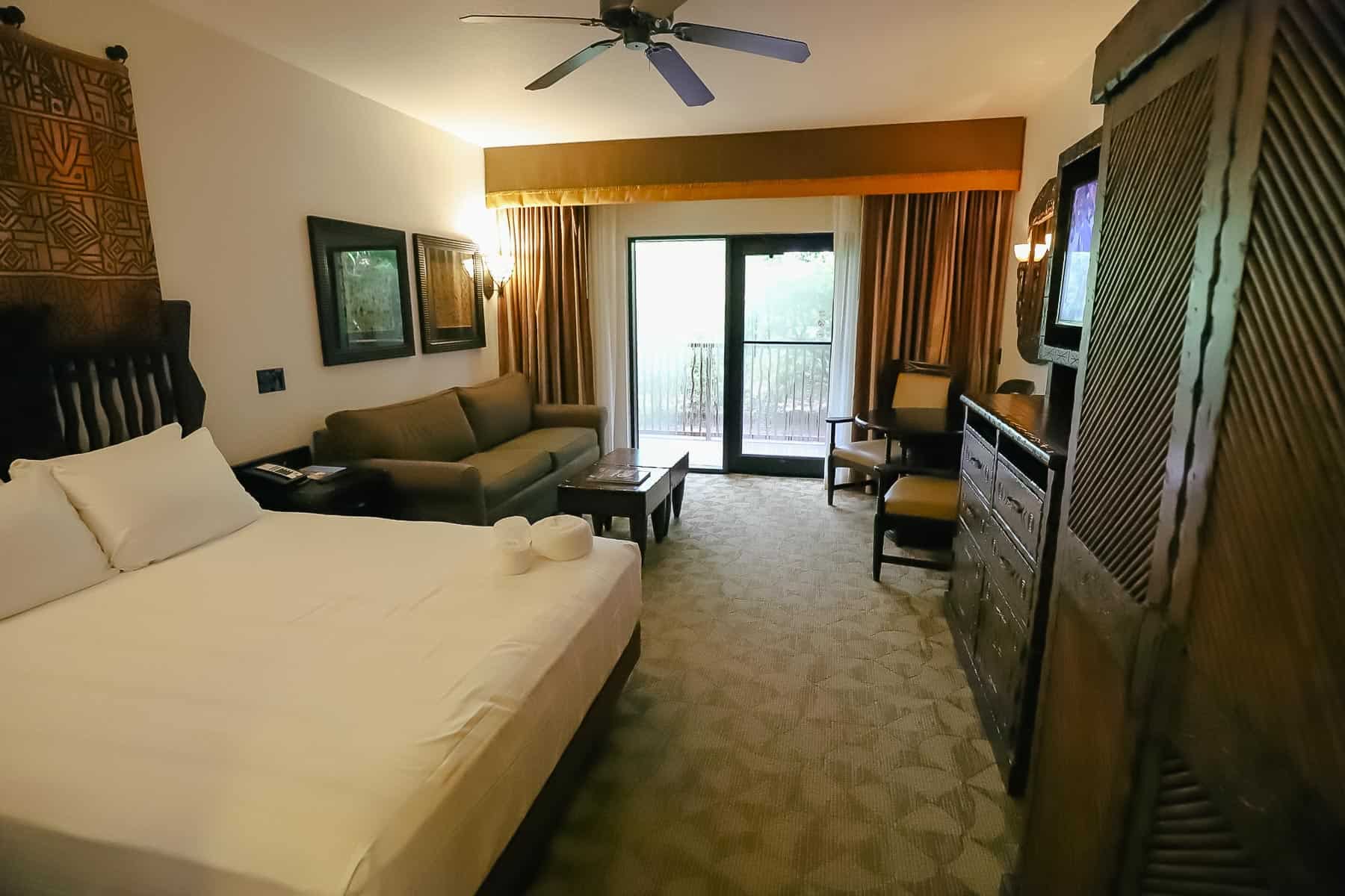 Tour a Deluxe Studio at Kidani Village (Photos and Video)