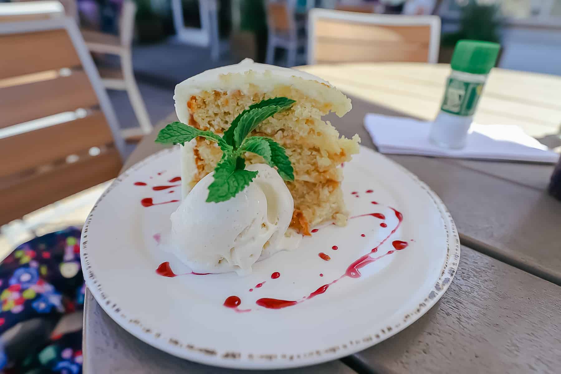 best food disney springs 1 Hummingbird Cake is one of the best desserts at Disney Springs