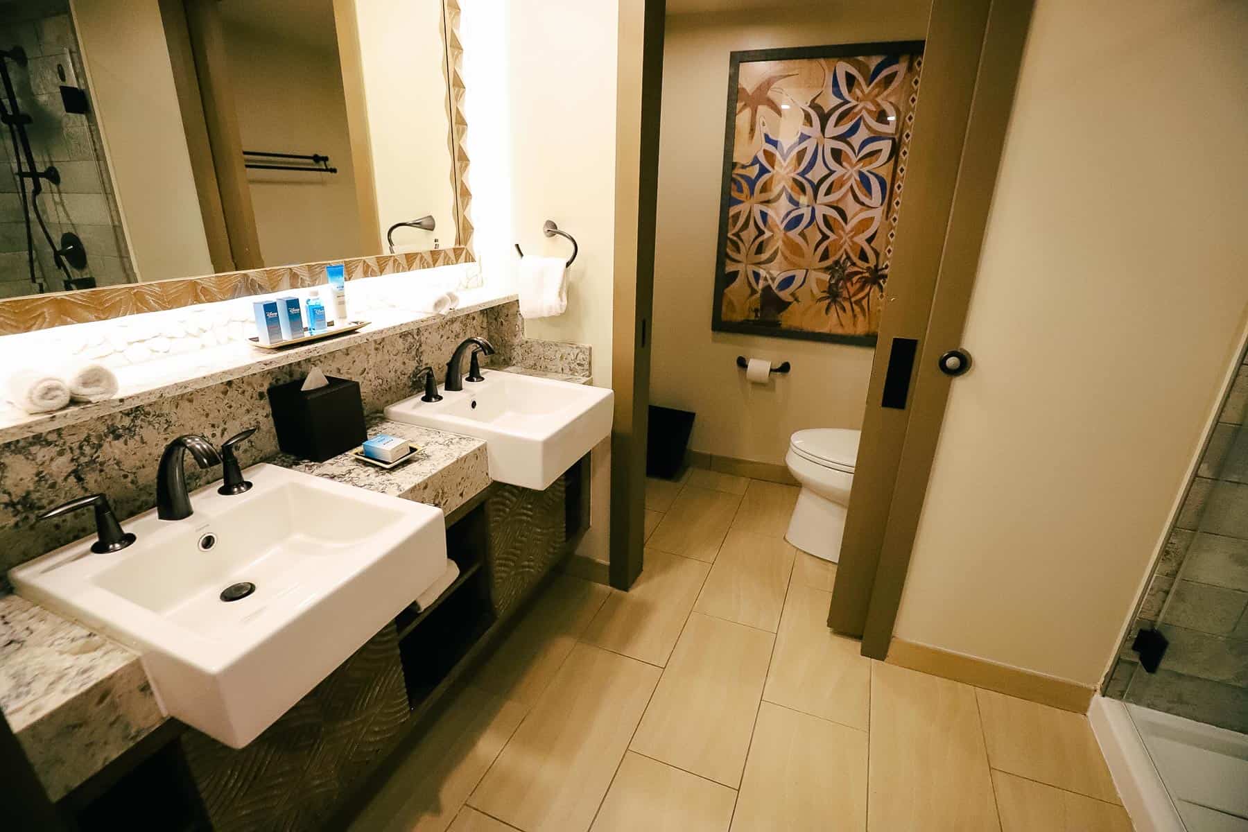 Full size bath in a Moana room at Disney's Polynesian 