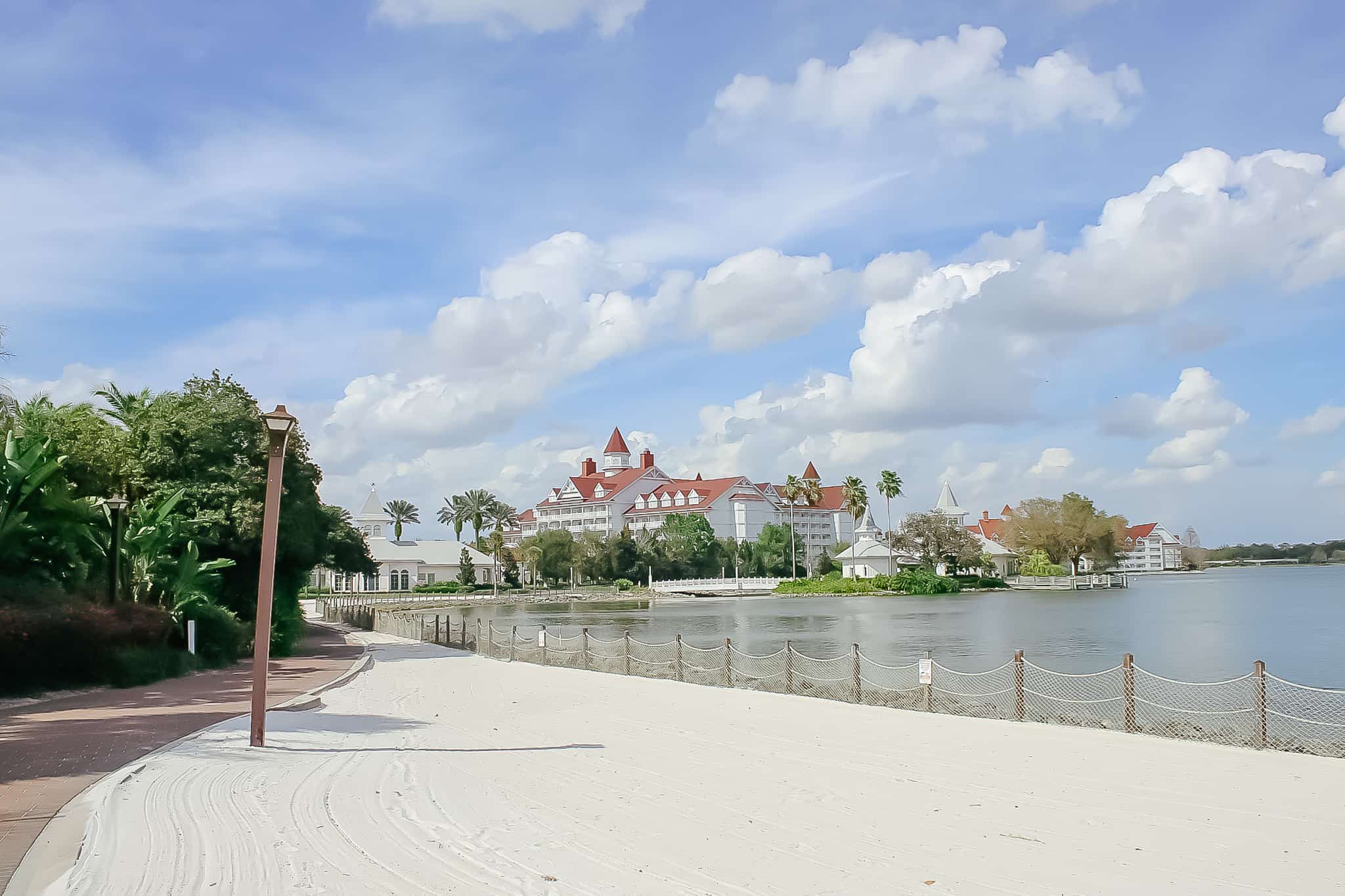 walking path from the Polynesian to the Grand Floridian 