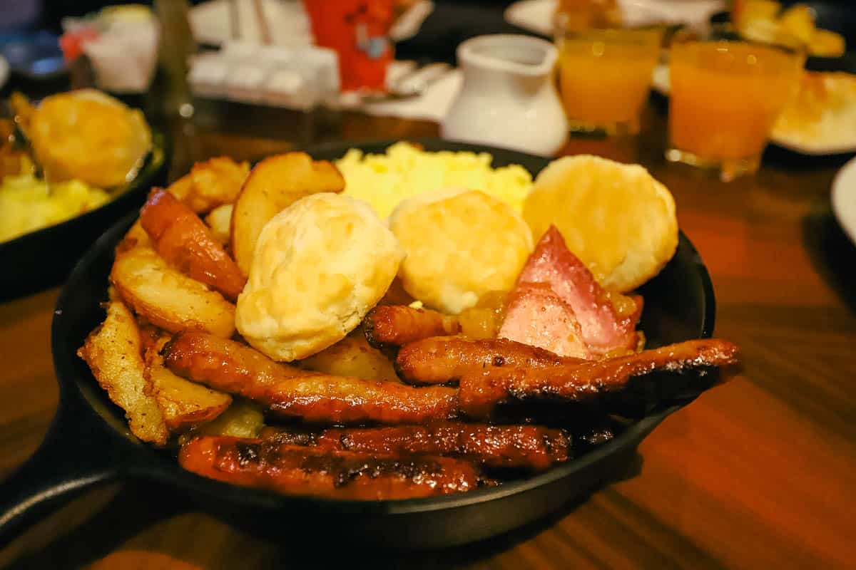 breakfast at Disney's Polynesian 