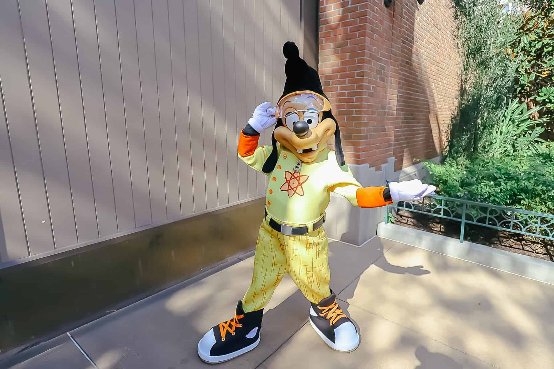 Max Goofy as Powerline