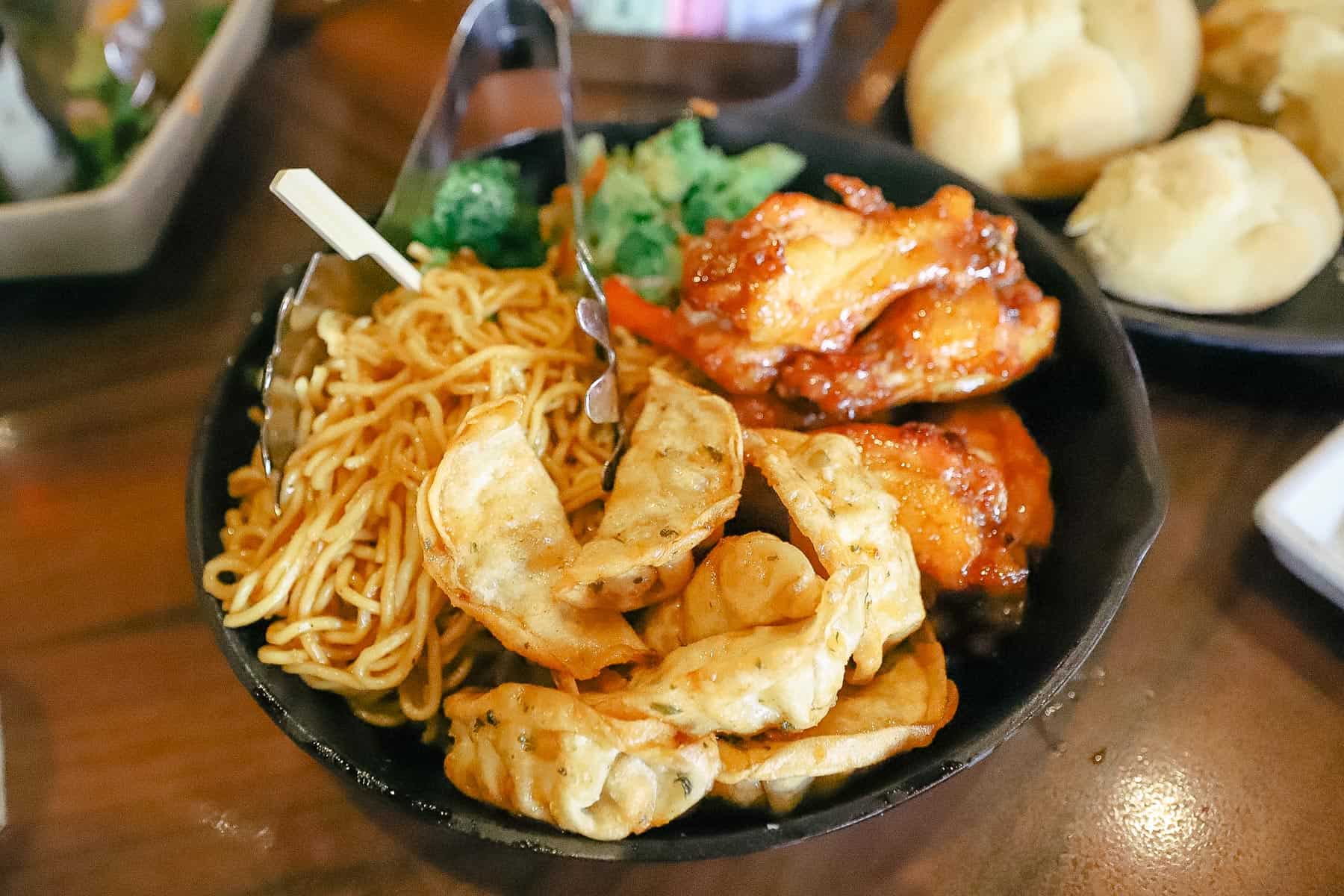 Pork Dumplings Tossed In Garlic-Chili Sauce