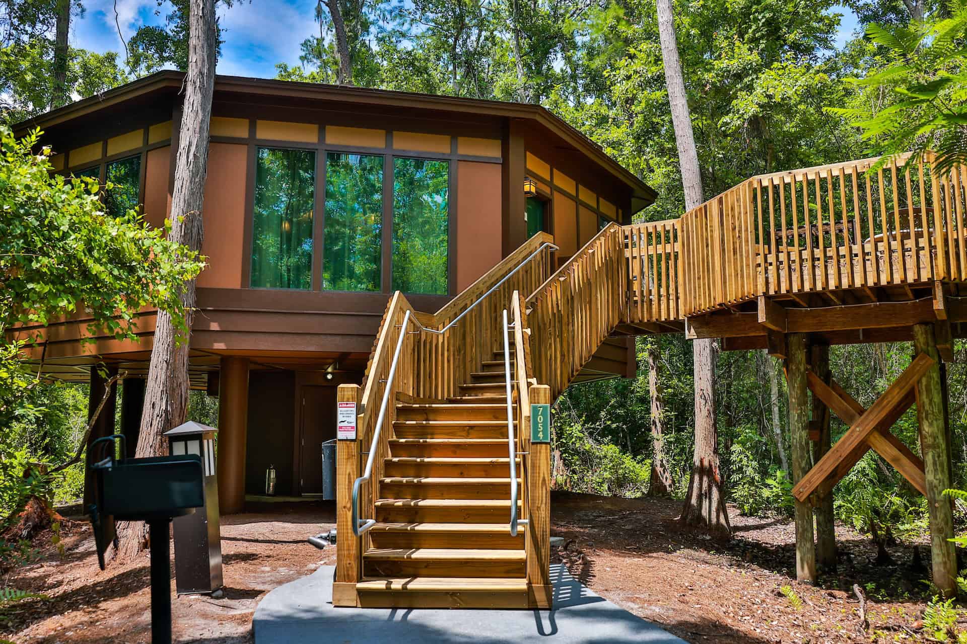 the exterior of a Treehouse Villa at Disney's Saratoga Springs