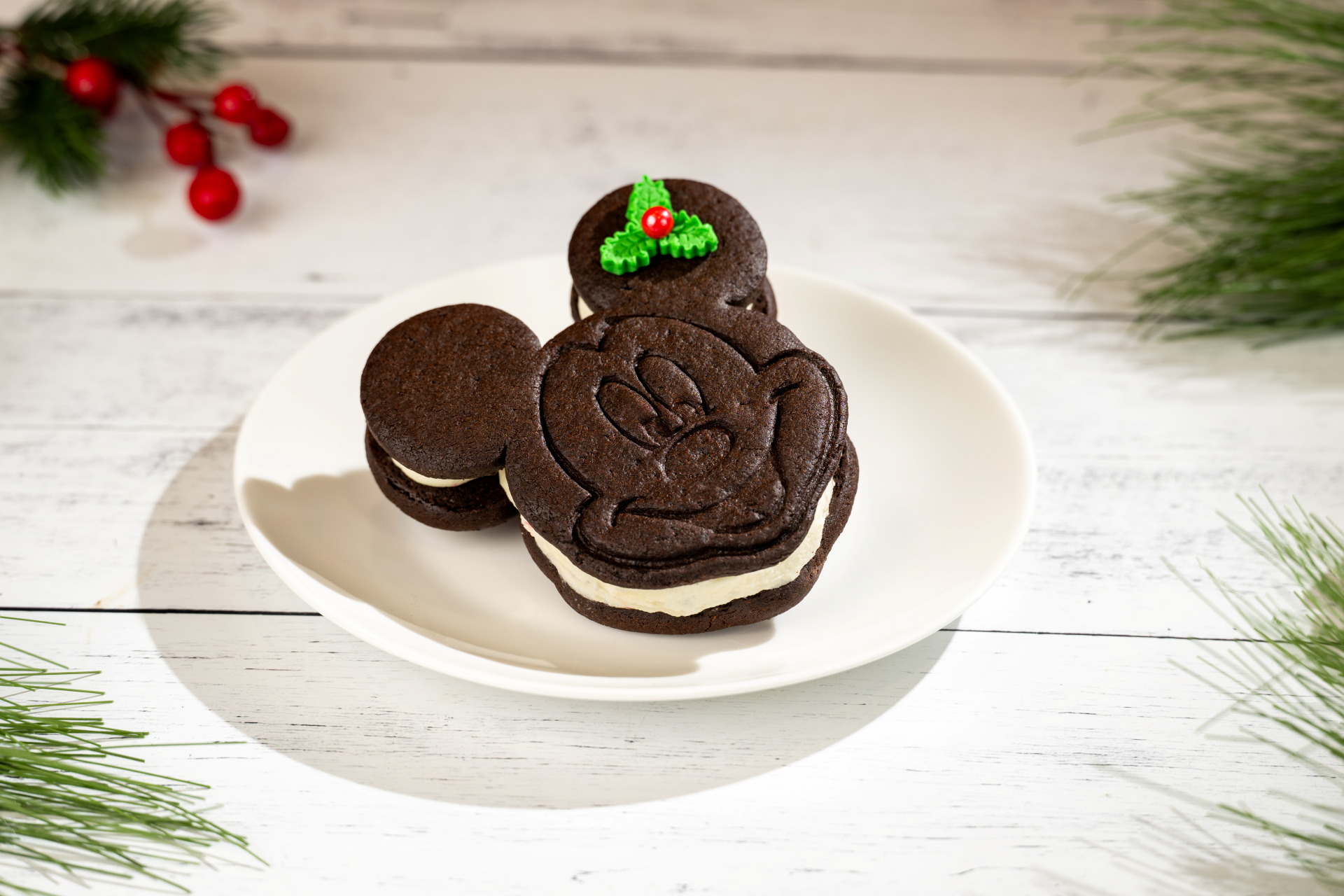 The Complete List of 2026 Holiday Treats at the Walt Disney World Resort