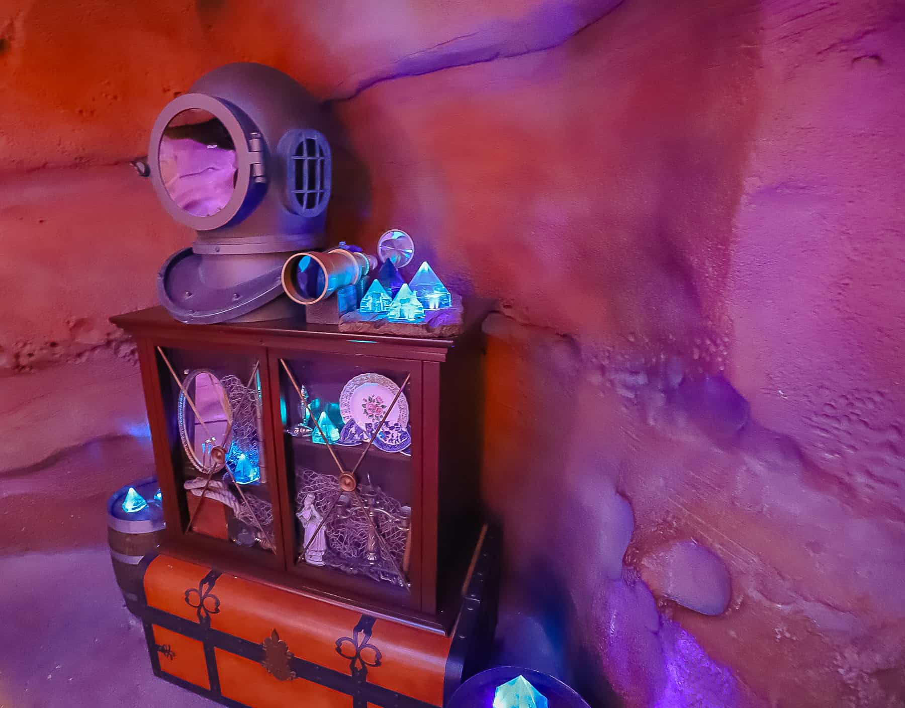 photo box in Ariel's Grotto 