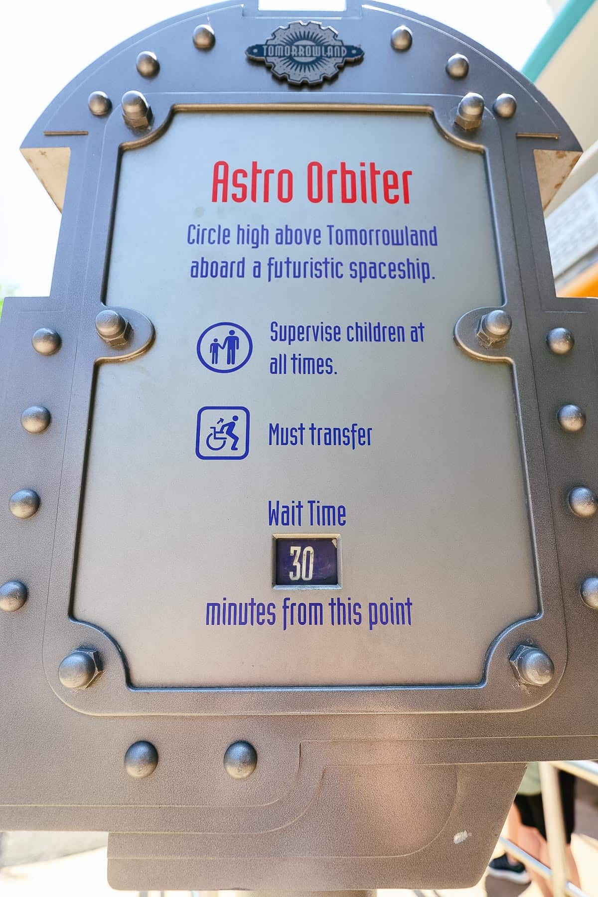 Sign that shares the posted wait time for Astro Orbiter.  