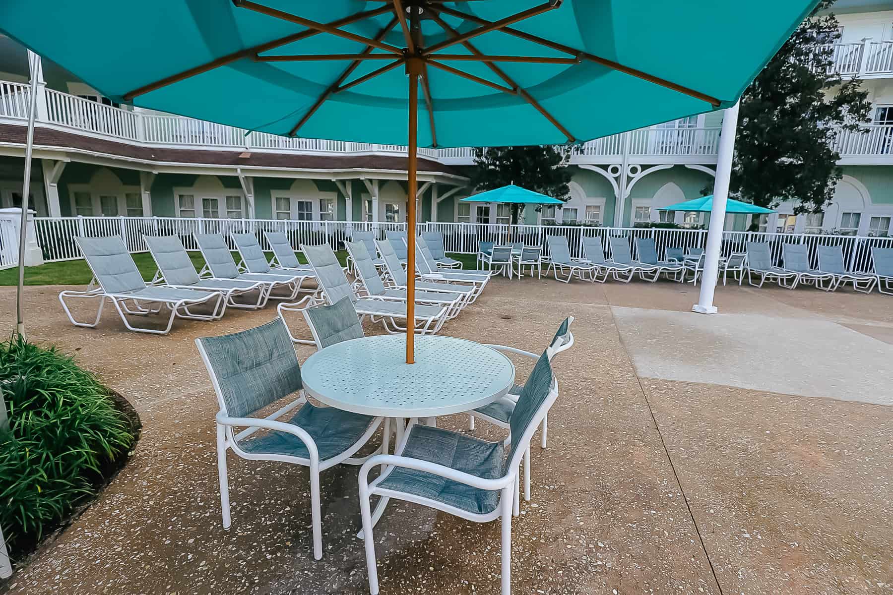 long beach yacht club pool