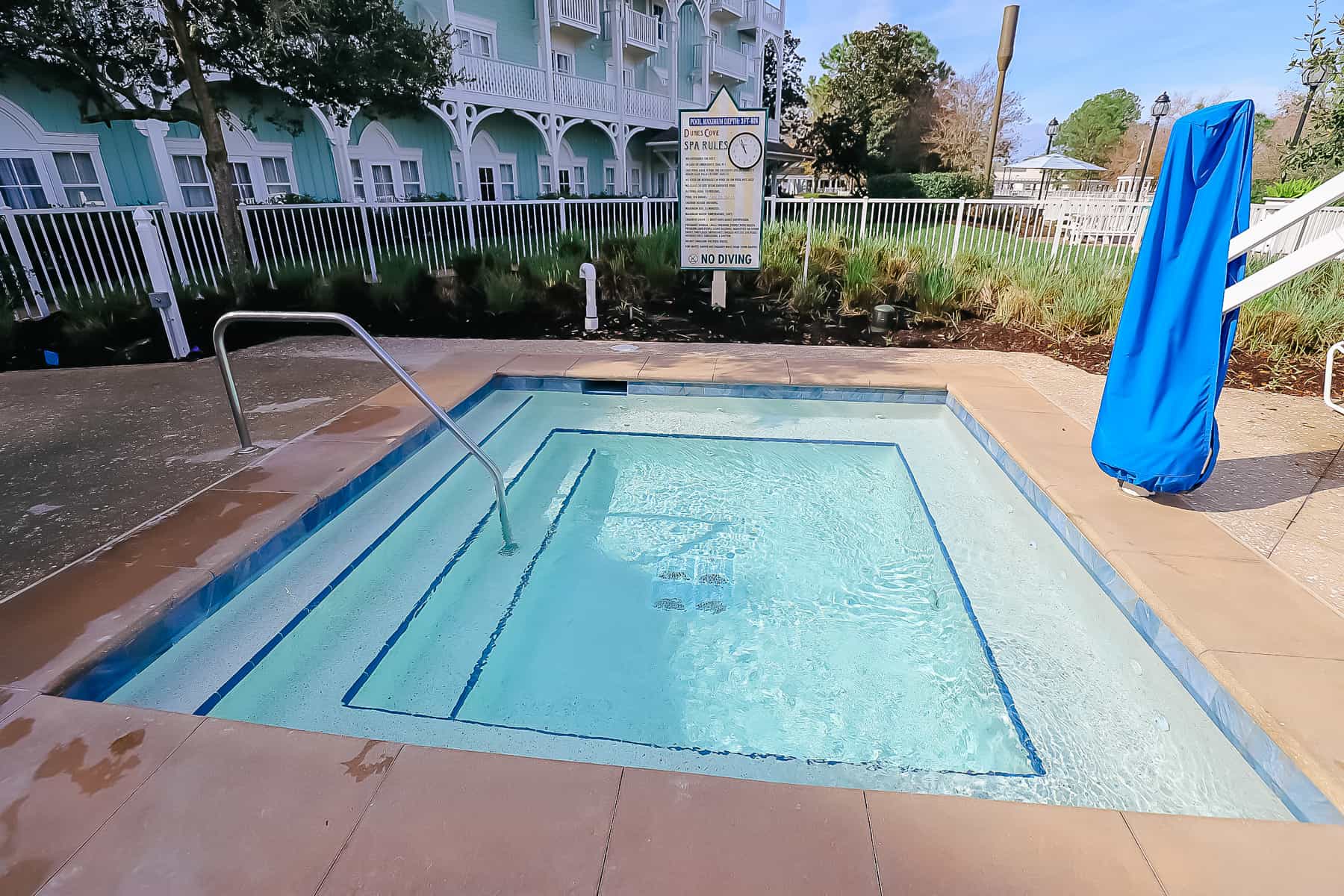 hot tub at the pool at Disney's Beach Club Villas 