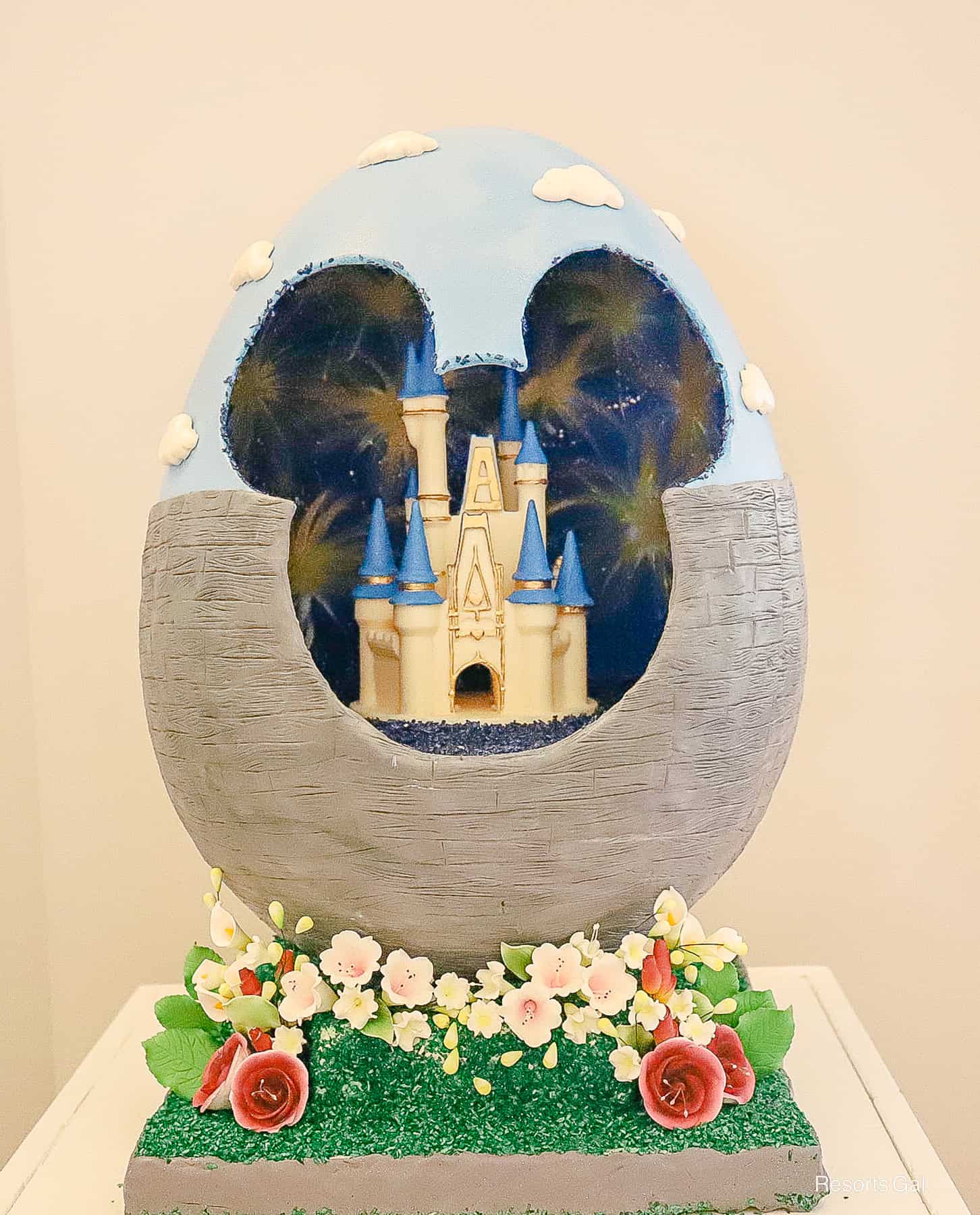 Cinderella Castle inside an Easter Egg 