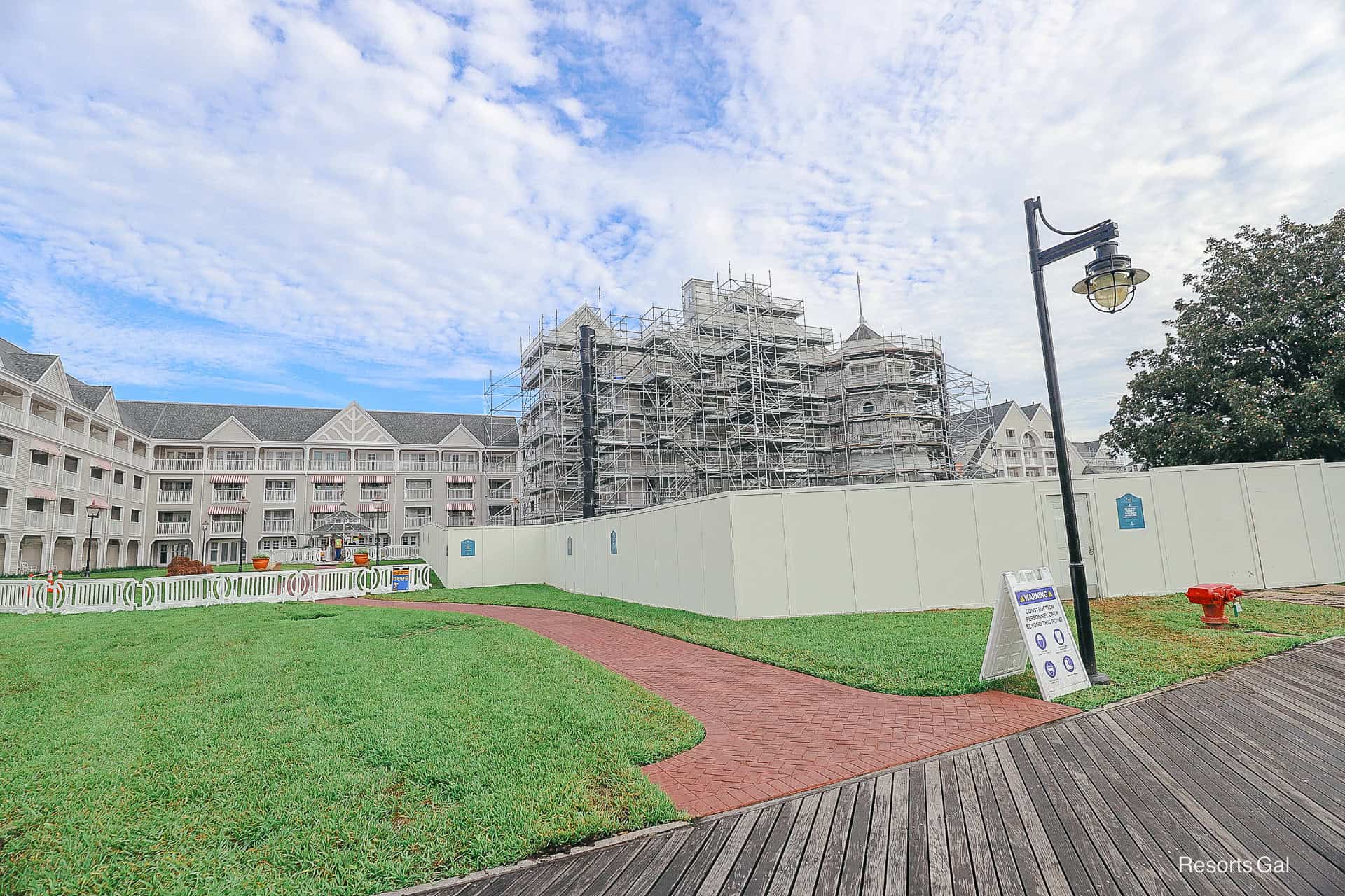 fencing and scaffolding at Disney's Yacht Club August 2026