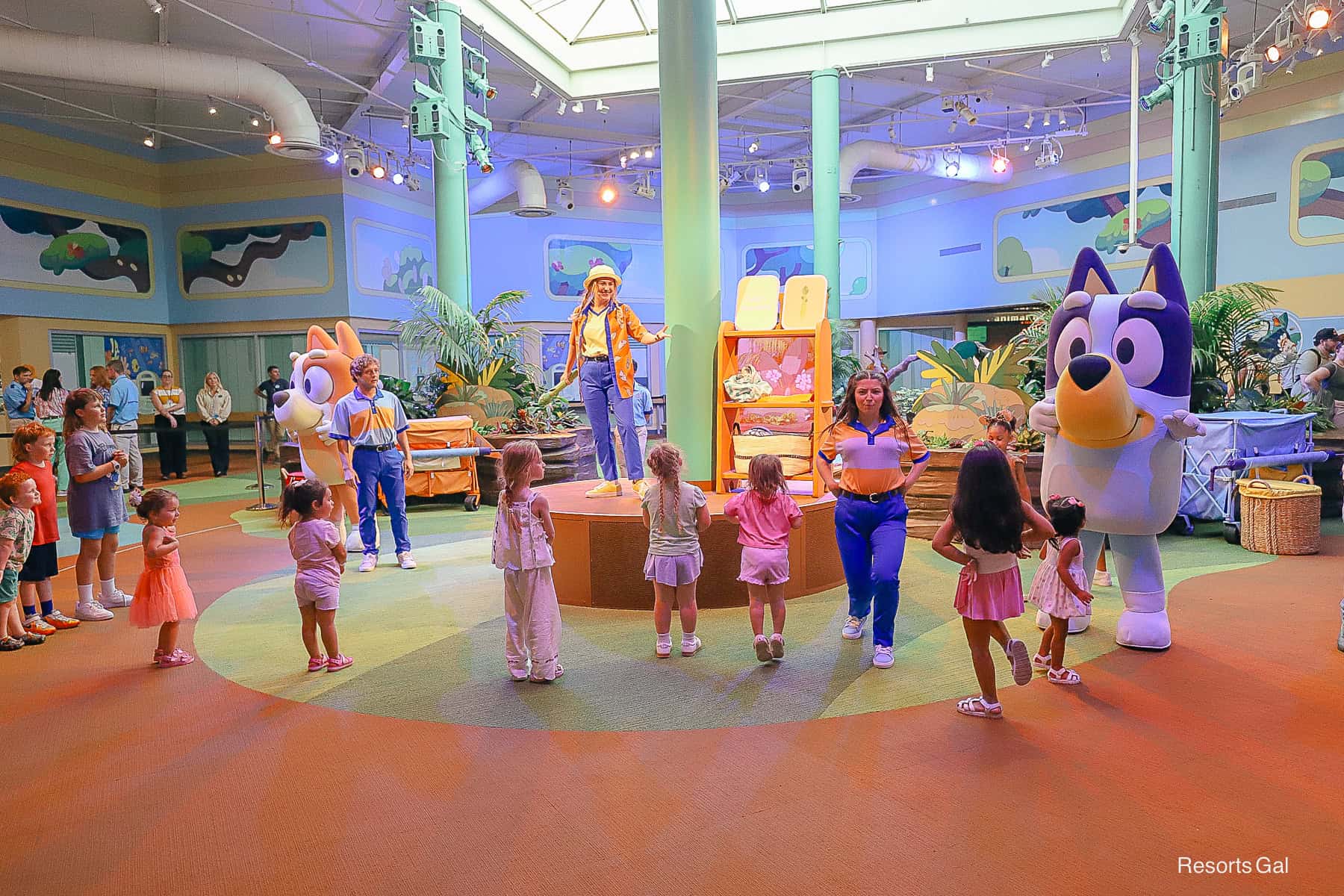 children dancing at Bluey's Wild World 