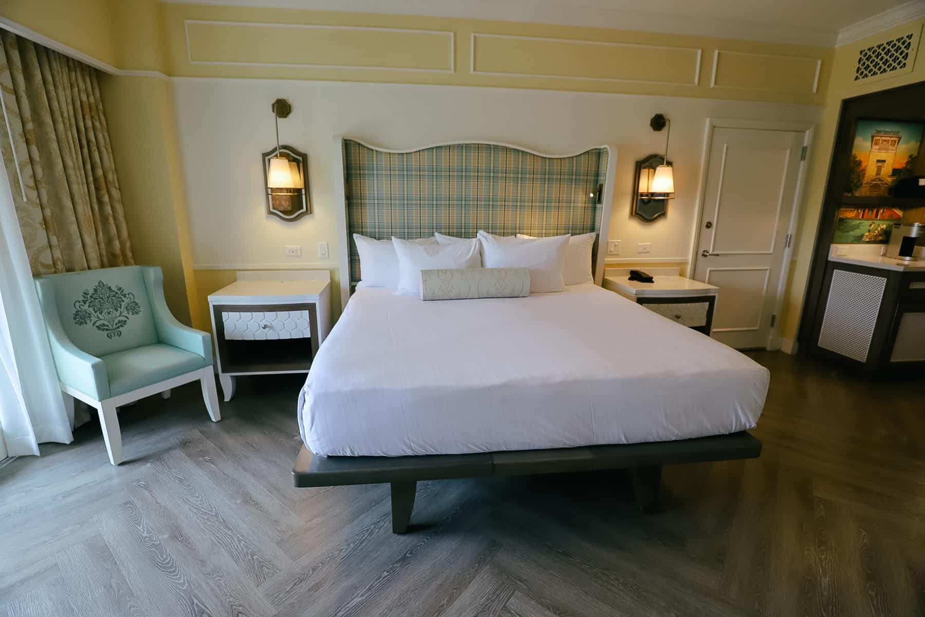 a king-size bed in a room at Disney's Boardwalk Inn 