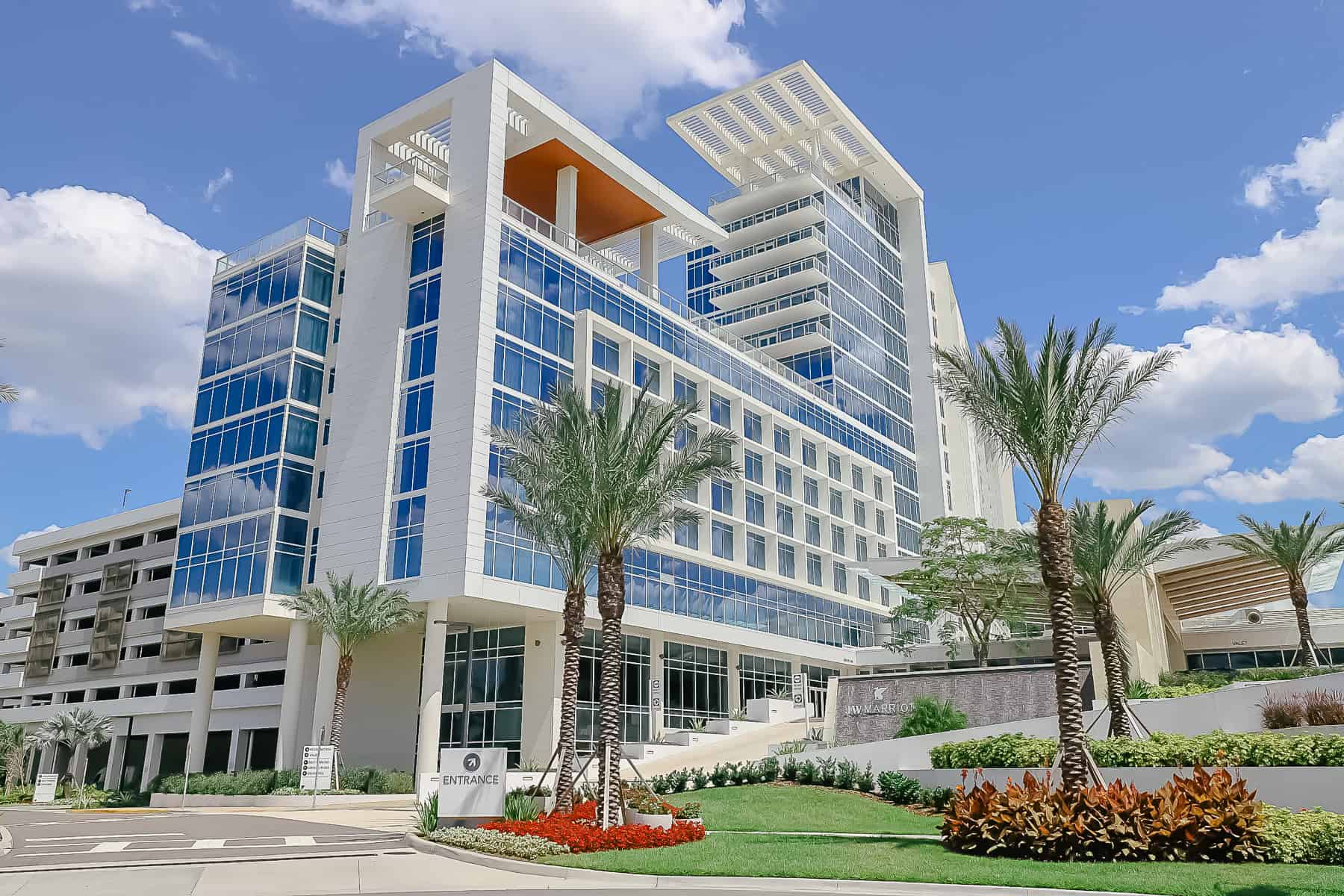 JW Marriott Bonnet Creek entrance