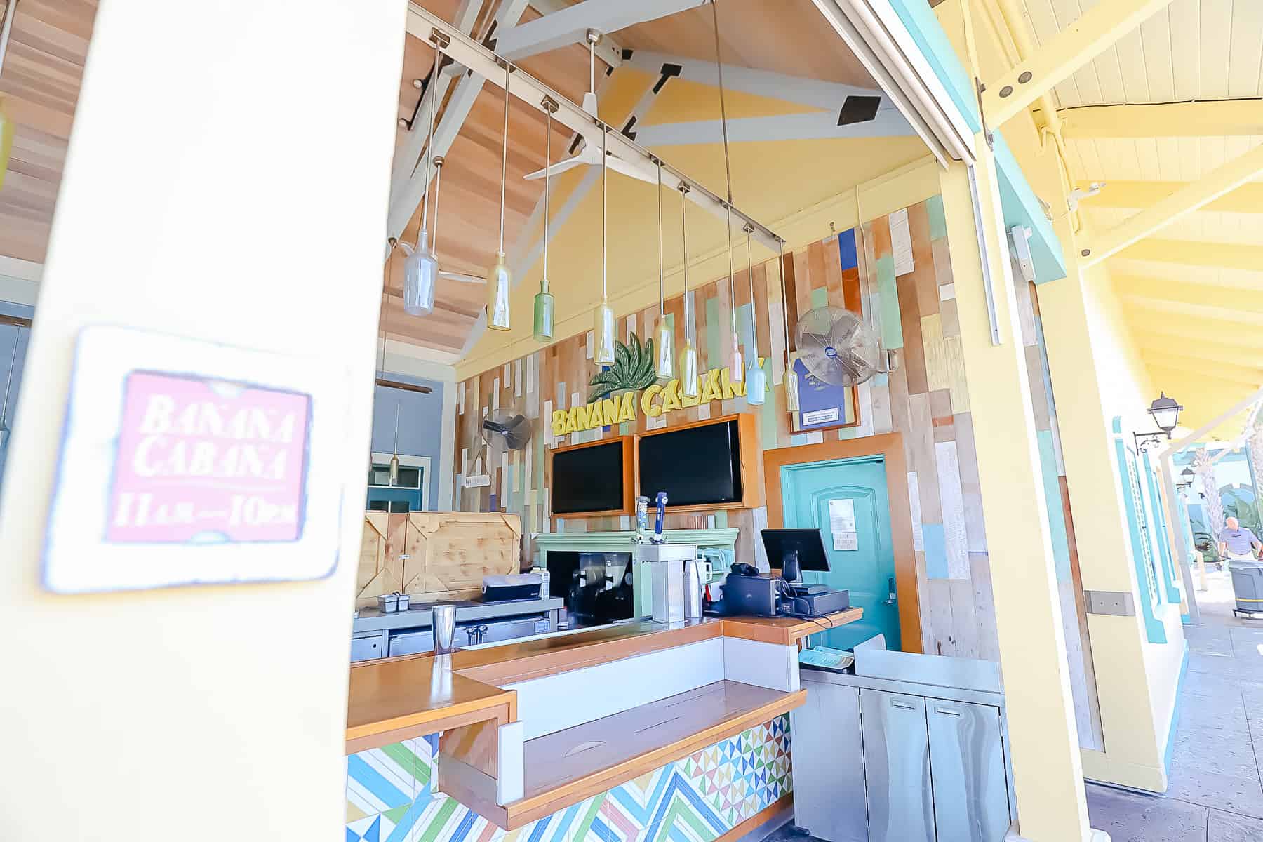 The Banana Cabana sign says it's open from 11:00 a.m. until 10:00 p.m. 