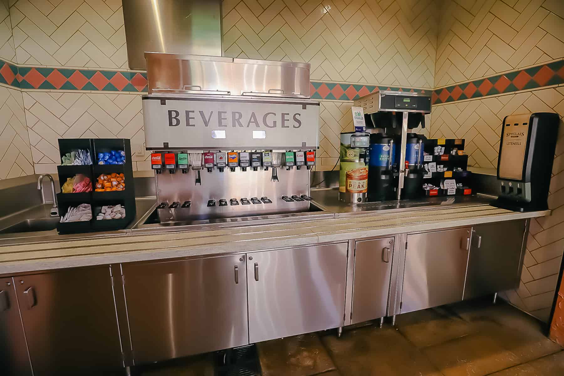 Beverage refill station 